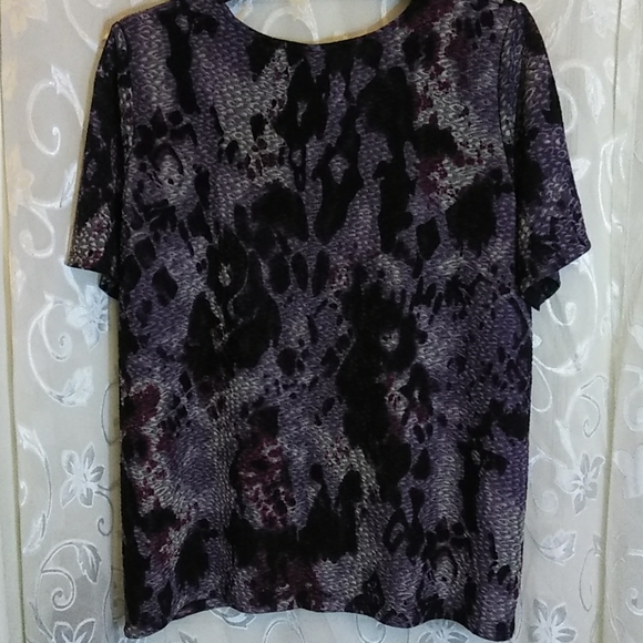 Purple colors combo 1X ladies short sleeves top - Picture 2 of 6